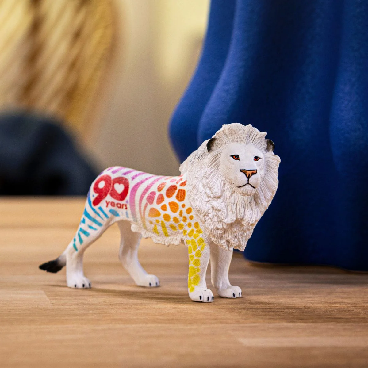 Schleich 90 years limited edition - Lion (rainbow)